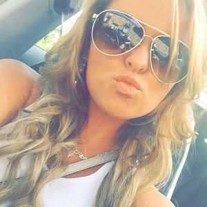 Meet your Posher, Anissa